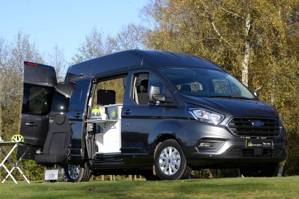 Ford transit dayvan/camper 